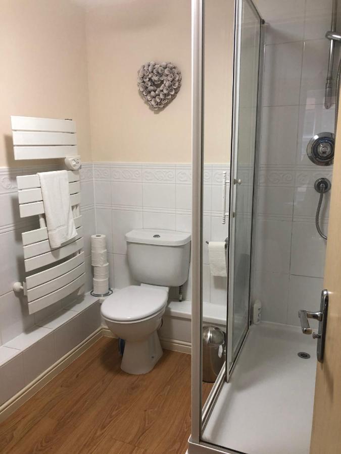 Honest City Centre Apartment 2 Southampton Bagian luar foto